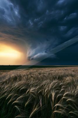 A dramatic sky scene of storm.