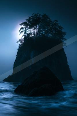 A night sky scene of a moon.