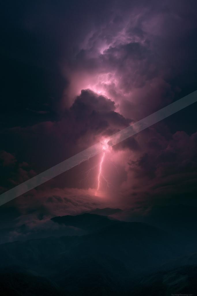 A dramatic sky scene of storm.